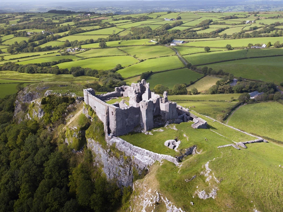 Carreg Cennen Castle