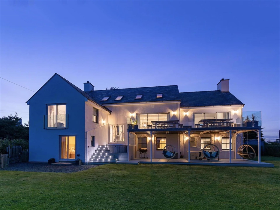 The Retreat – Beach Holiday Homes, Anglesey Wales