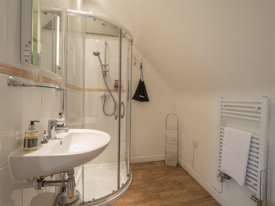 Both bedrooms have ensuite shower rooms