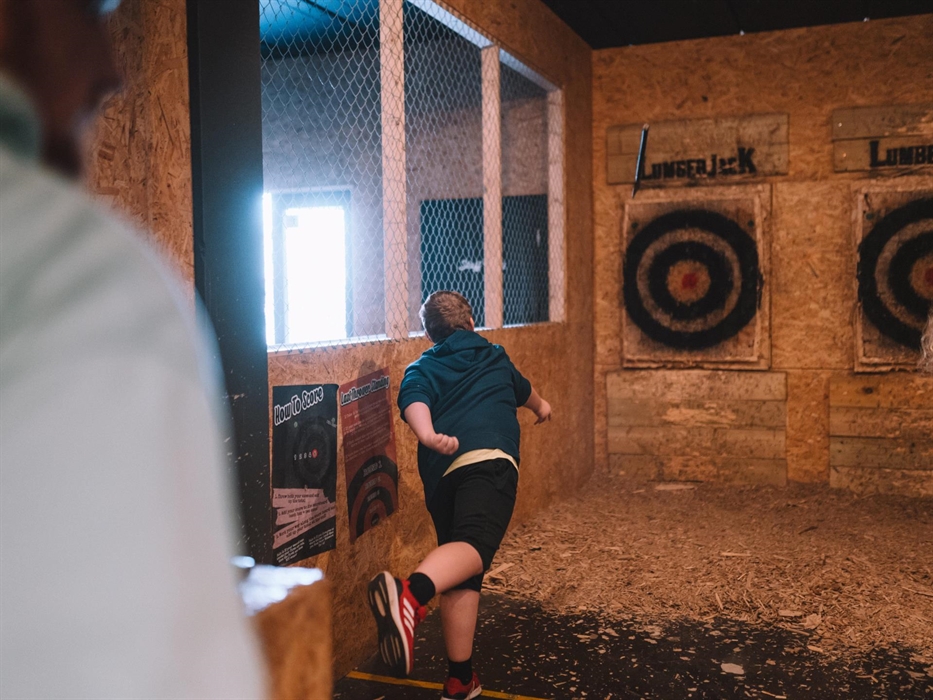 Under 18's welcome (minimum age 10 years old).