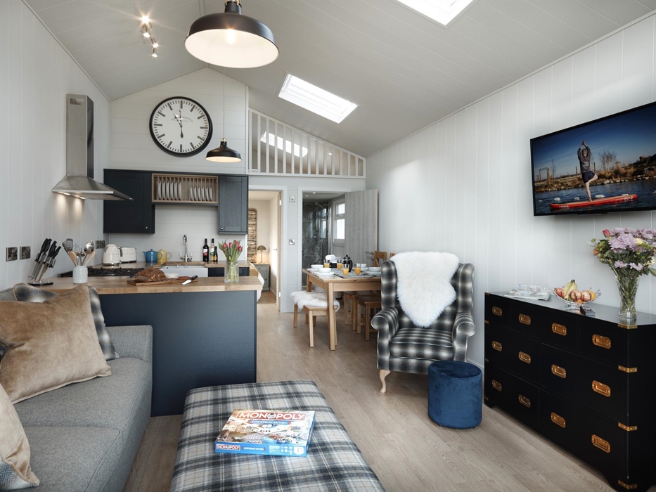 Camping Lodge interior