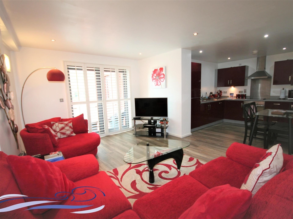 Living Room / Kitchen