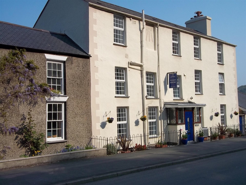 Front of Einion House