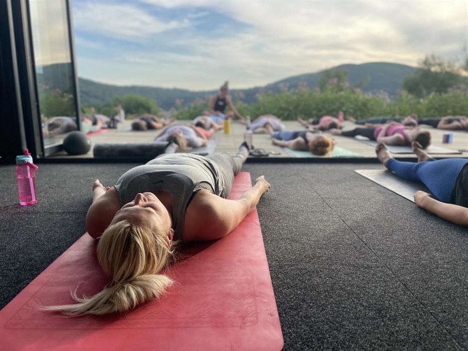 We offer 4 daily yoga classes, from Yin, to Beginners, Hatha Flow to morning movement. All abilities catered for, and everyone welcome! We cater for a