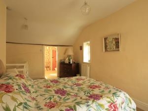 Bedroom at Town Cottage, Llanidloes