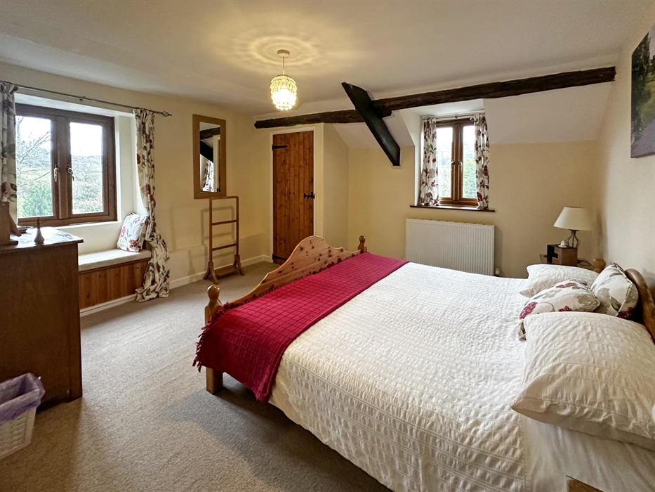 Master Bedroom with Super-King Bed & Dual Aspect Super-King Bed, Dual Aspect Views, Garden View, River View, Light and Airy Bedroom, Ensuite Shower Ro