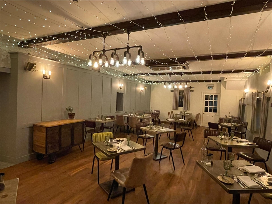 The Great House is home to Leicester's restaurant which boasts many accolades and holds 2AA Rosettes for culinary excellence. Providing a range of sea