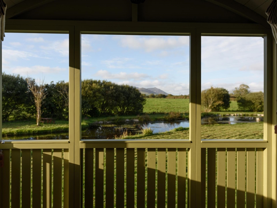 Brook Cottage Shepherd Huts - Marared www.luxuryglampingwales.co.uk