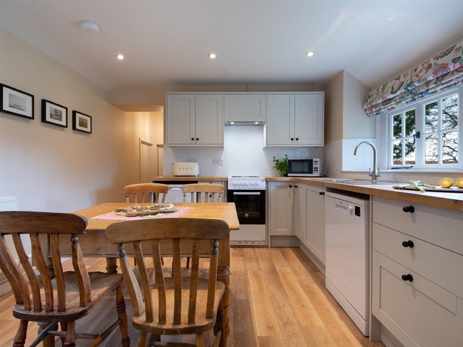 Kymin Stables Kitchen and Dining Area