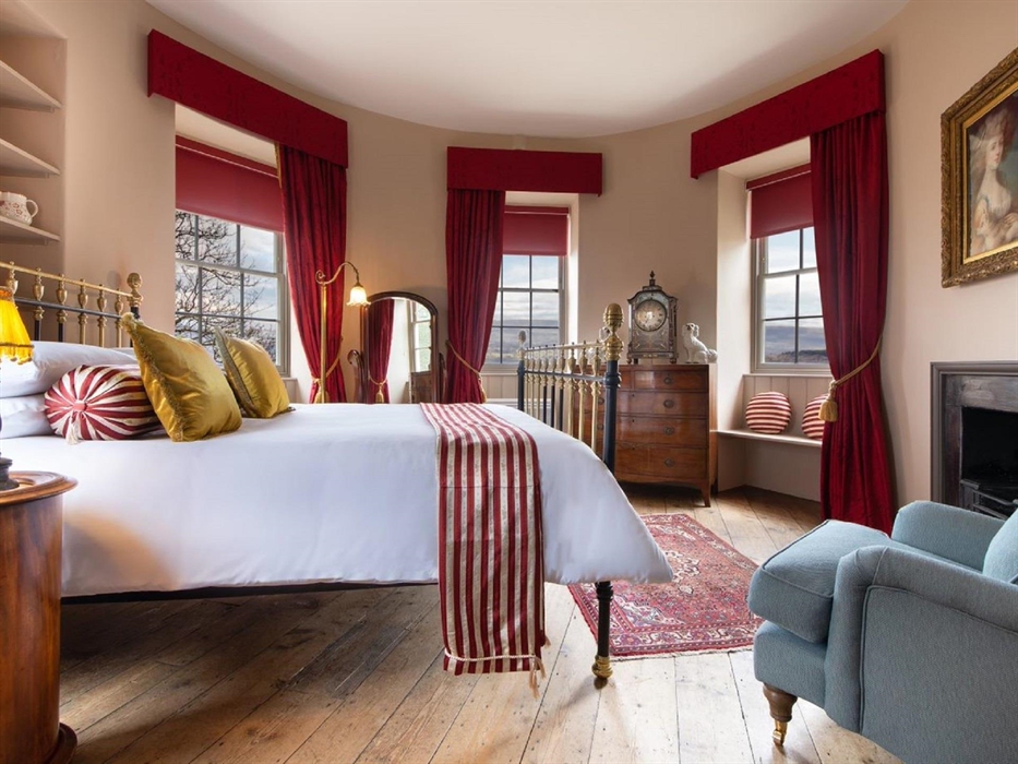 Kymin Roundtower Bedroom