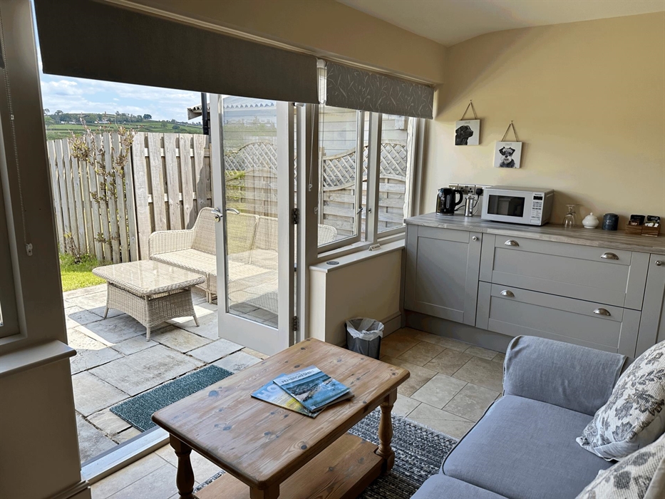 Restful Barn Suite (dog friendly)