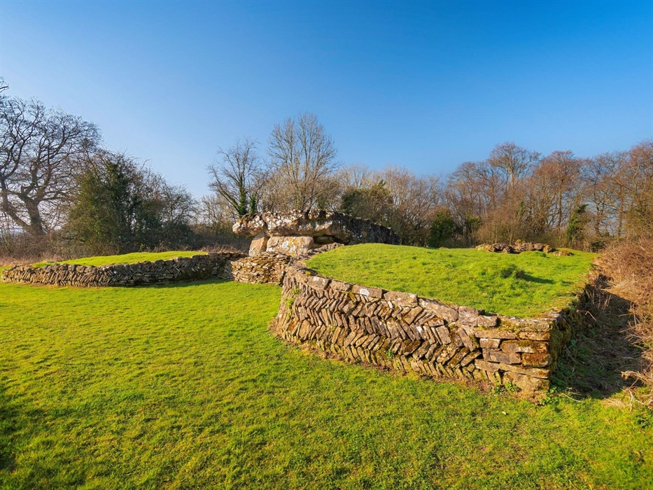 Tinkinswood Burial Chamber