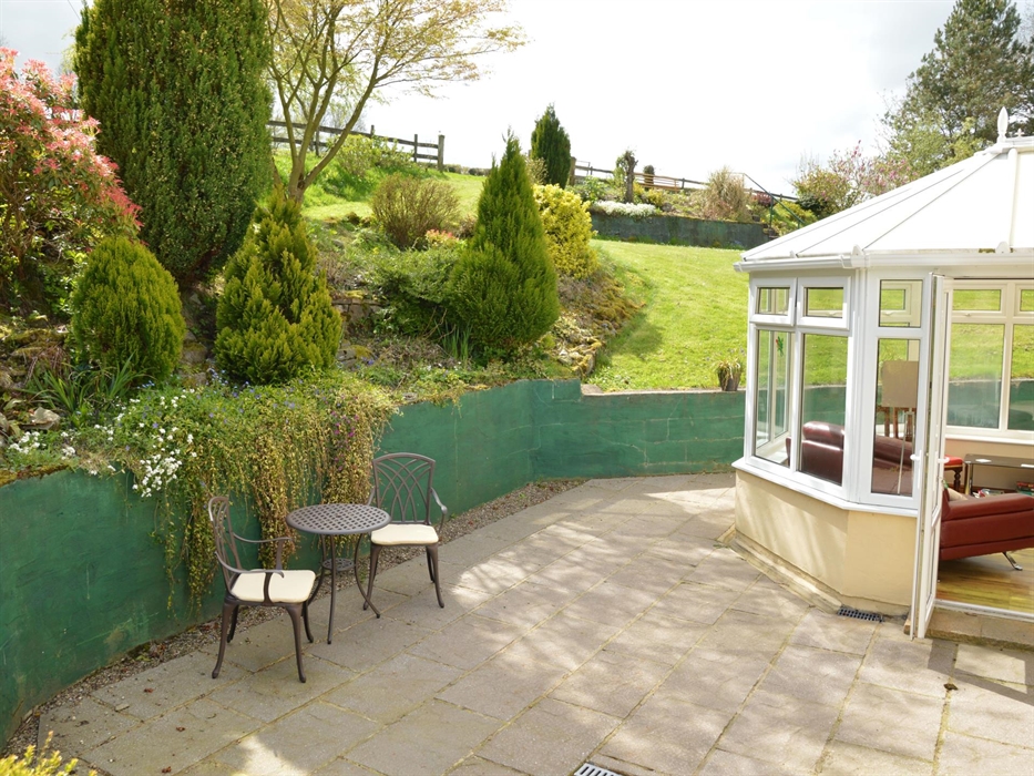Patio area & Conservatory
