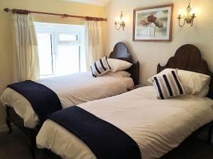 Chatts Cottage Twin Bedroom