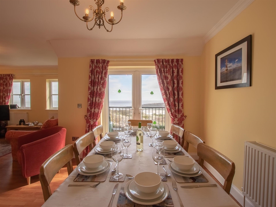 Croft Are Cottages have uninterrupted views of the whole Port Eynon Bay in Gower Swansea