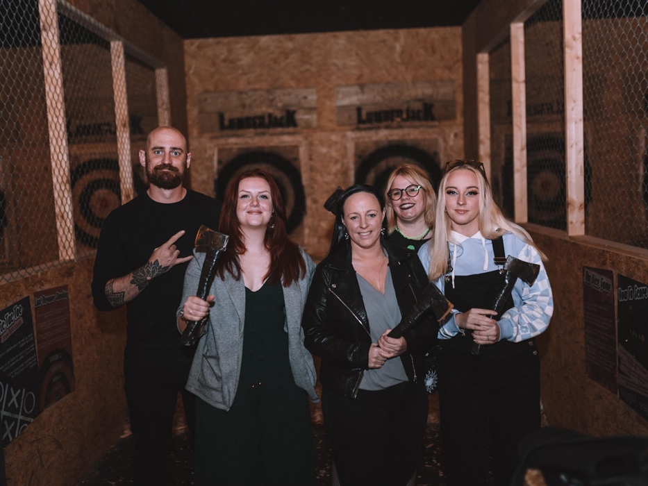 Perfect for all occasions from family get togethers and date nights to hen dos, stag dos and works dos!