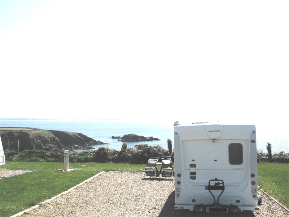 A hardstanding pitch that allows awnings overlooking the Bay
