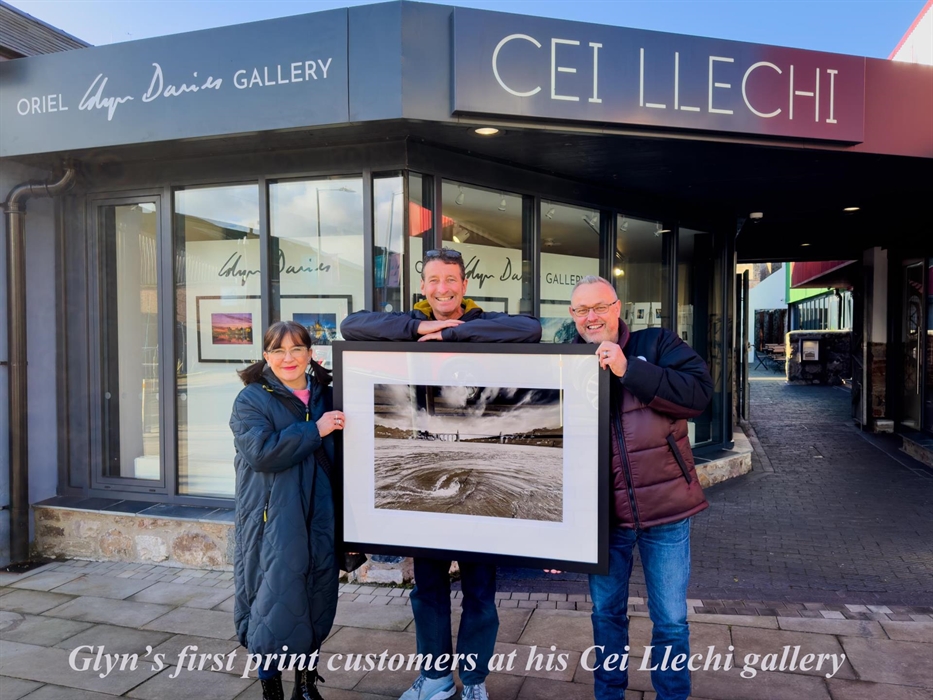 First print customers at Glyn's new photography gallery at Cei Llechi in Caernarfon on the quayside