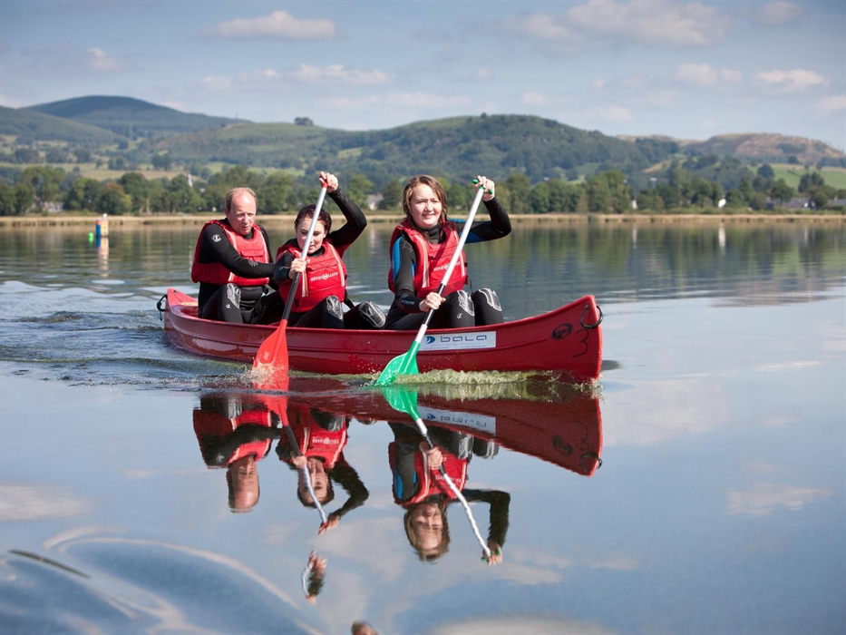 Our heavy, stable canoes take up to 2 adults 2 children so offer an ideal platform to see the lake