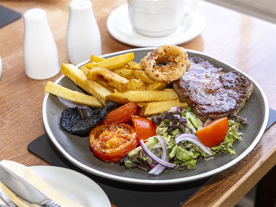 Lamphey Court Hotel - Food