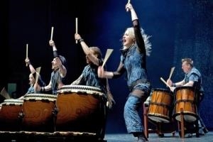 A exuberant drumming performance at the Lyric Theatre