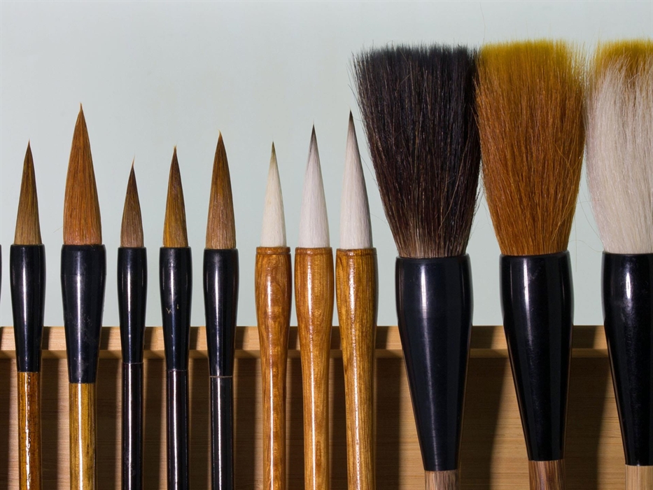 Chinese and Sumi-e painting brushes, sourced directly from the artisan brush makers in the Orient are available in the A J Ludlow Colours Art Supplies