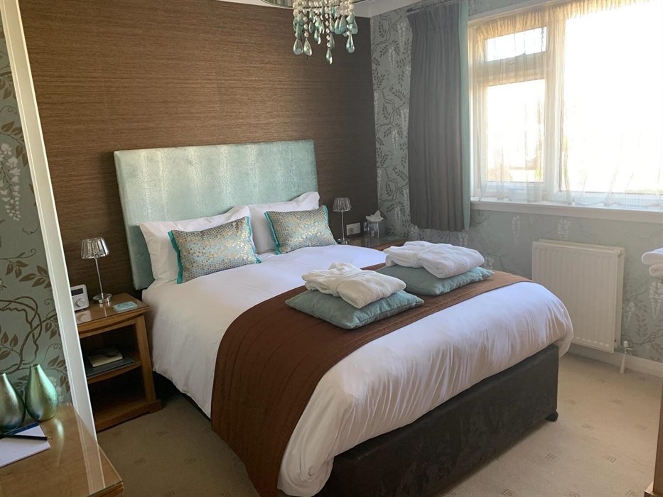 Teal - Double Ensuite - Ground Floor