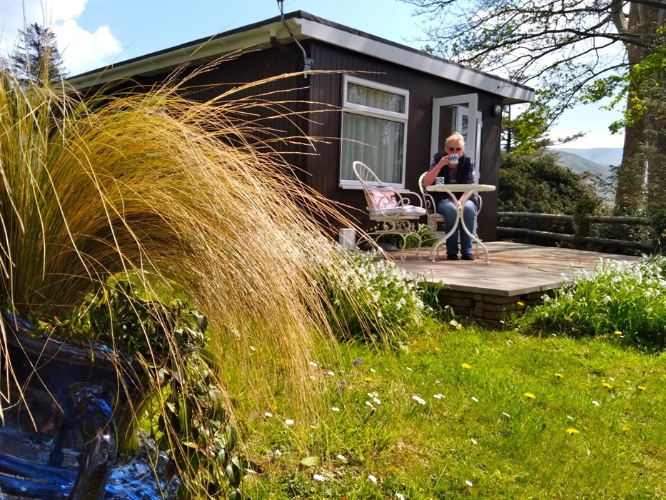 It is a pleasure to sit among nature with some refreshments, while looking down across the sweeping fields to the seaside.