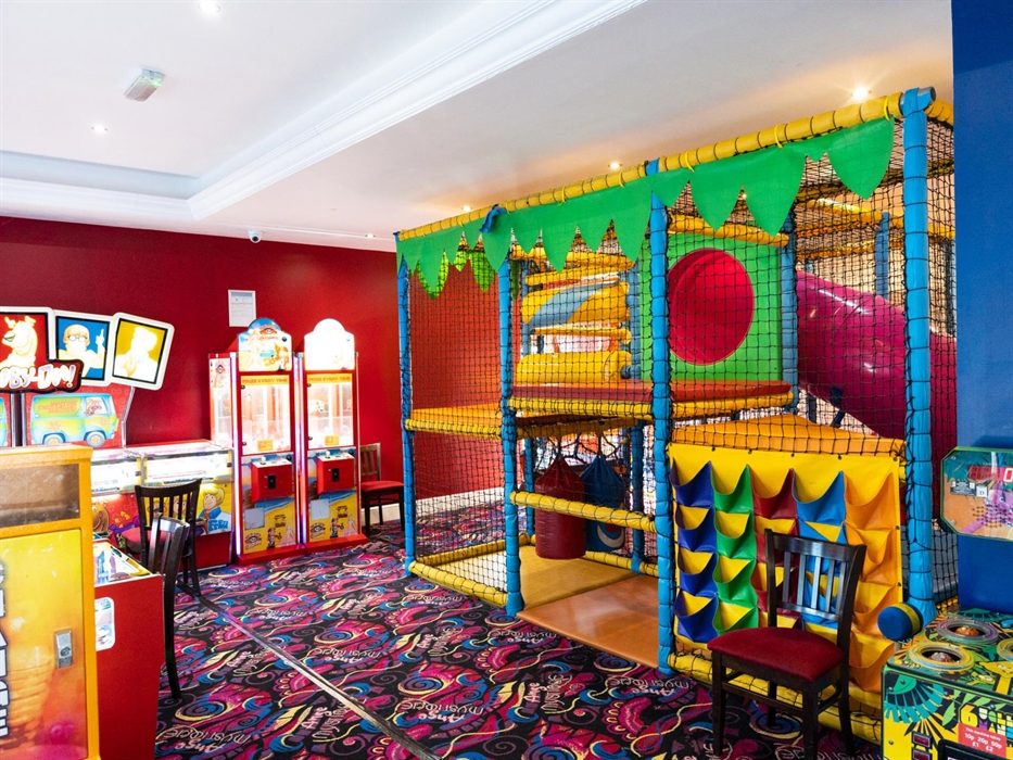 Lyons Oakfield Holiday Park