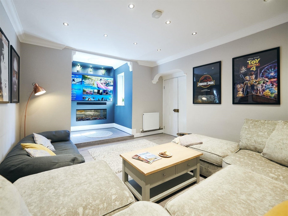 The Cors Country House