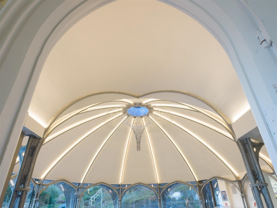 Caffi newydd y Plas new cafe