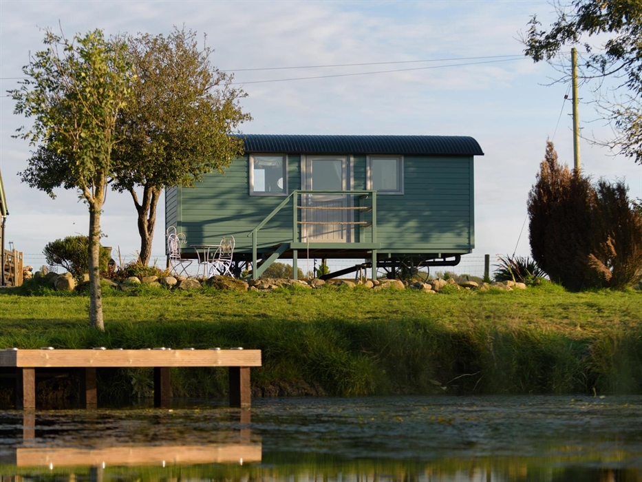 Brook Cottage Shepherd Huts - Angharad www.luxuryglampingwales.co.uk