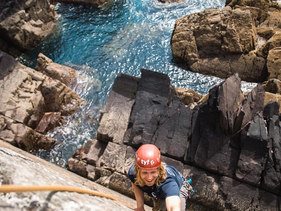 credited to @tyfadventure @visitwales @walescoastpath