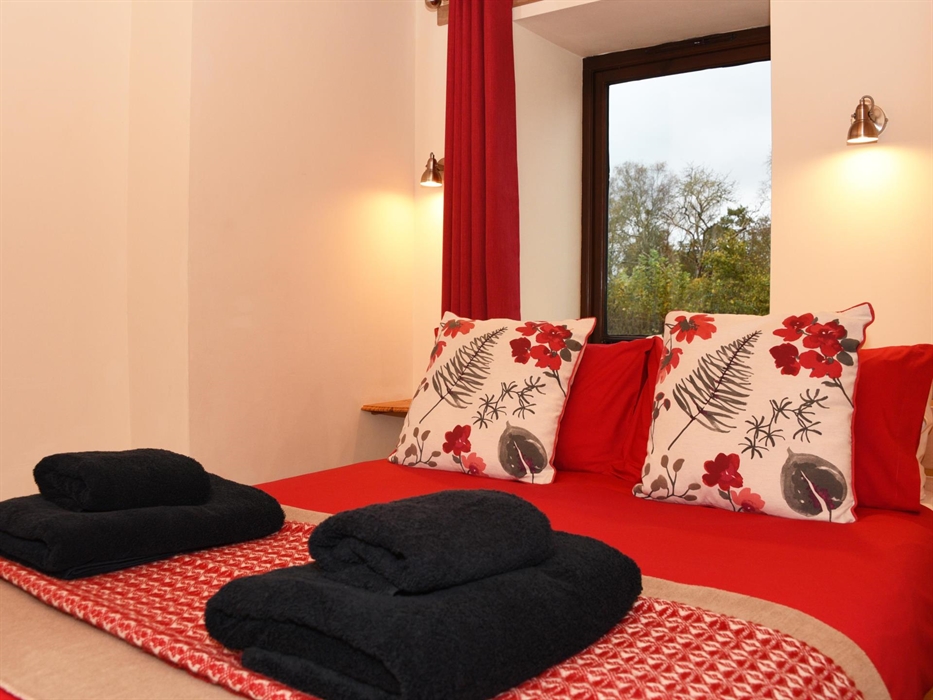 Ash Lodge and Sycamore Lodge double bedroom.