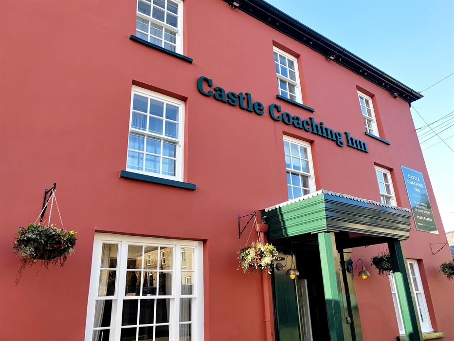 The front door of the Castle Coaching Inn