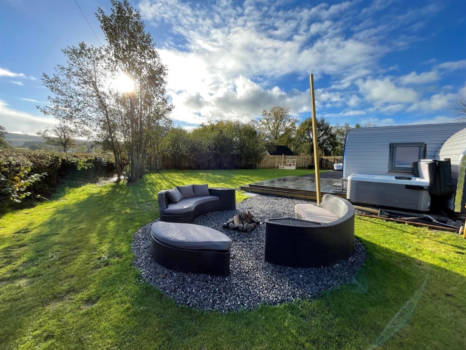 Seating and firepit area