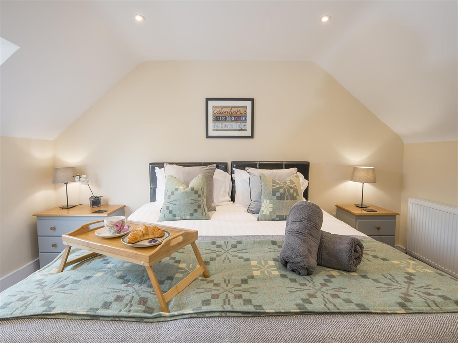 Super King or Twin Bedroom Upstairs