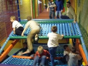 Yr Hwylfan/The Fun Centre