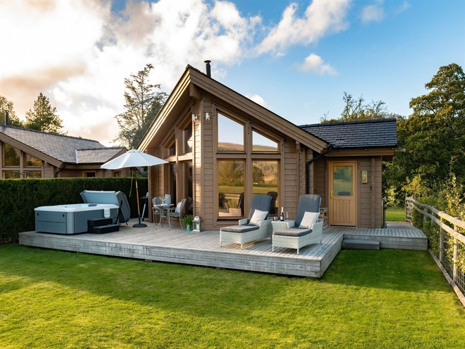 Oozing elegance this Scandinavian theme will give you the calm and fresh feeling you didn't know you needed