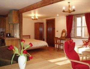 Broadley Farm Cottages