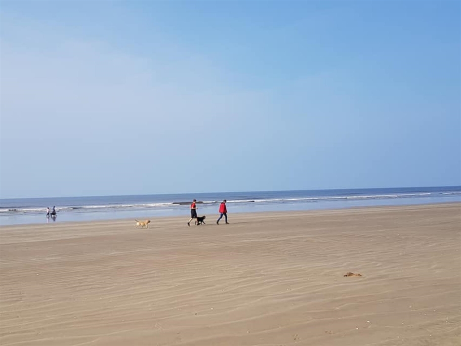 Cefn Sidan Beach