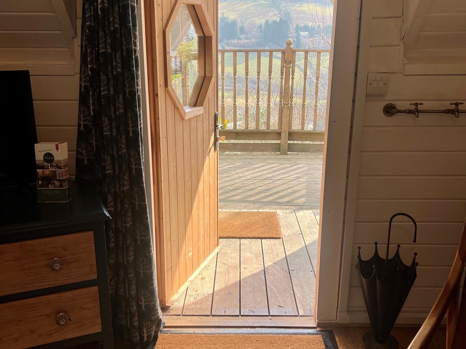 You don't even have to get out of bed to enjoy this view!