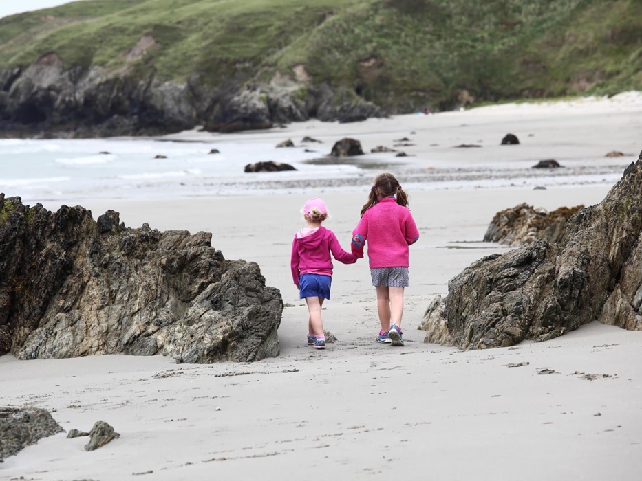 Mwynhau traethau godidog Pen Llyn