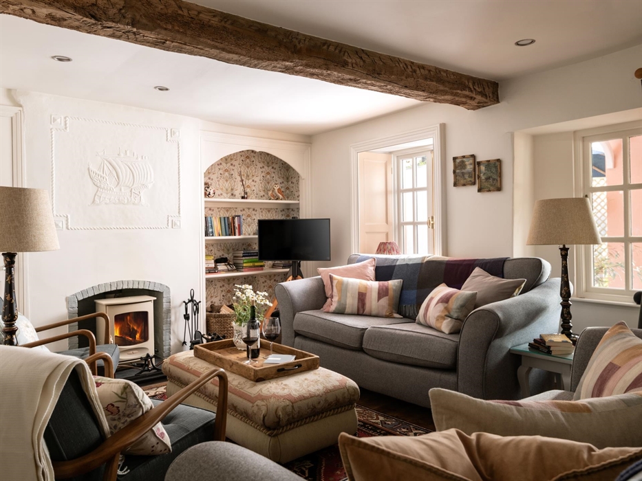 1 of 2 cosy sitting rooms with sea views