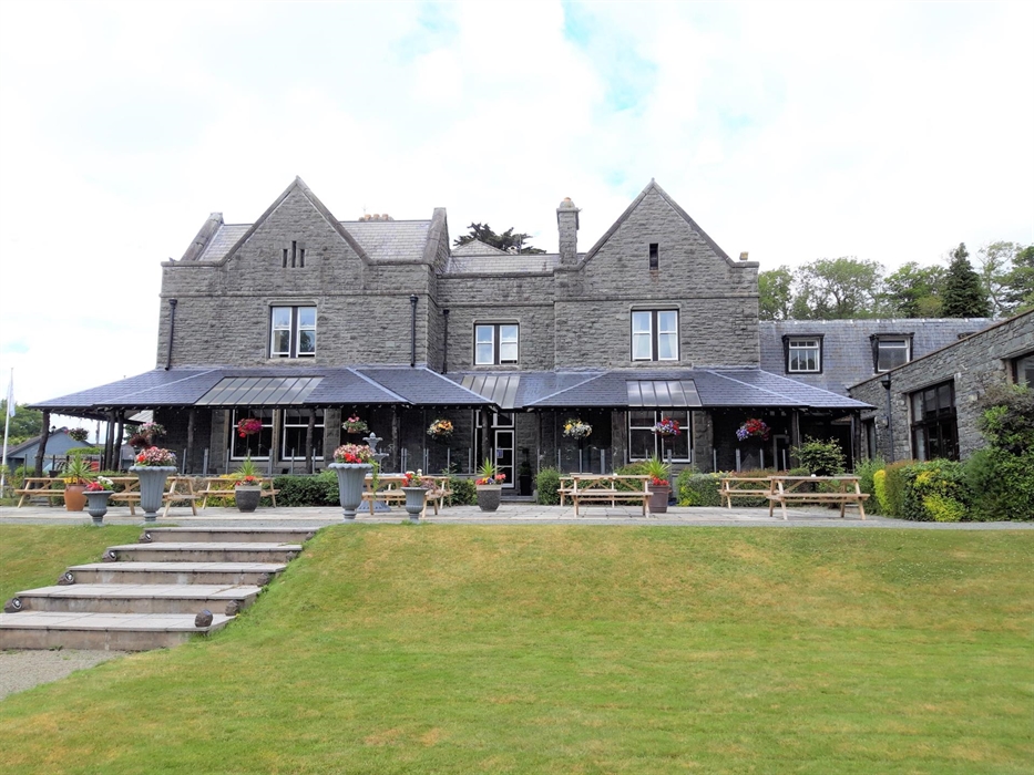 Seating on the patio for up to 60 guests