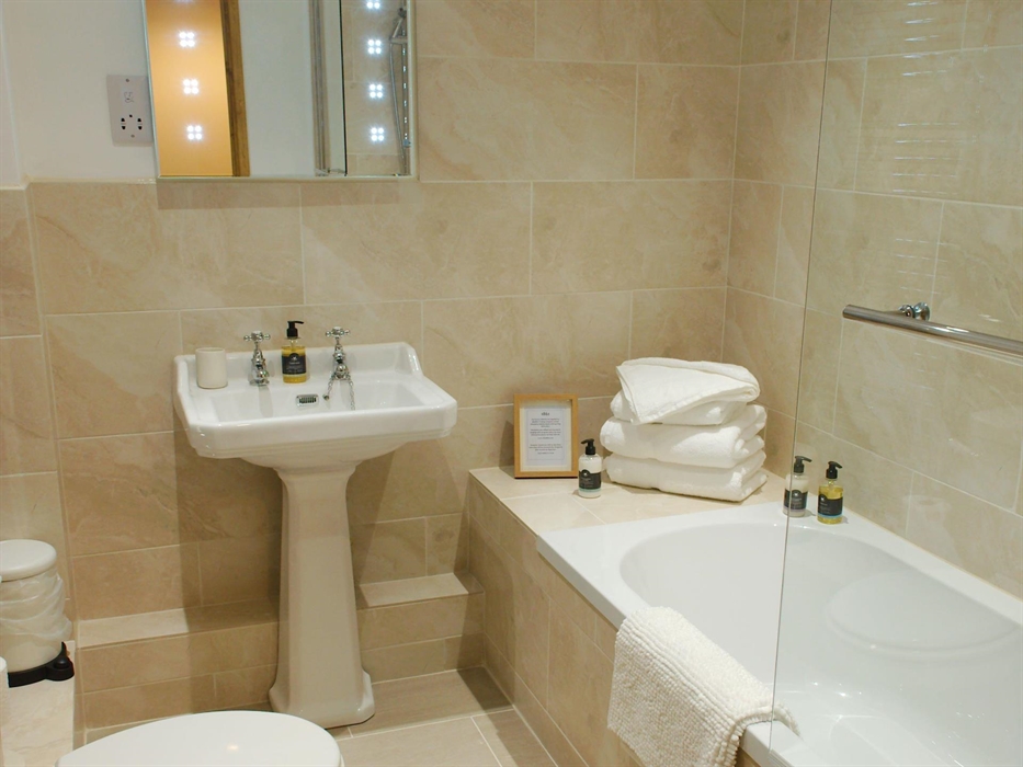 Bathroom in Snowdrop