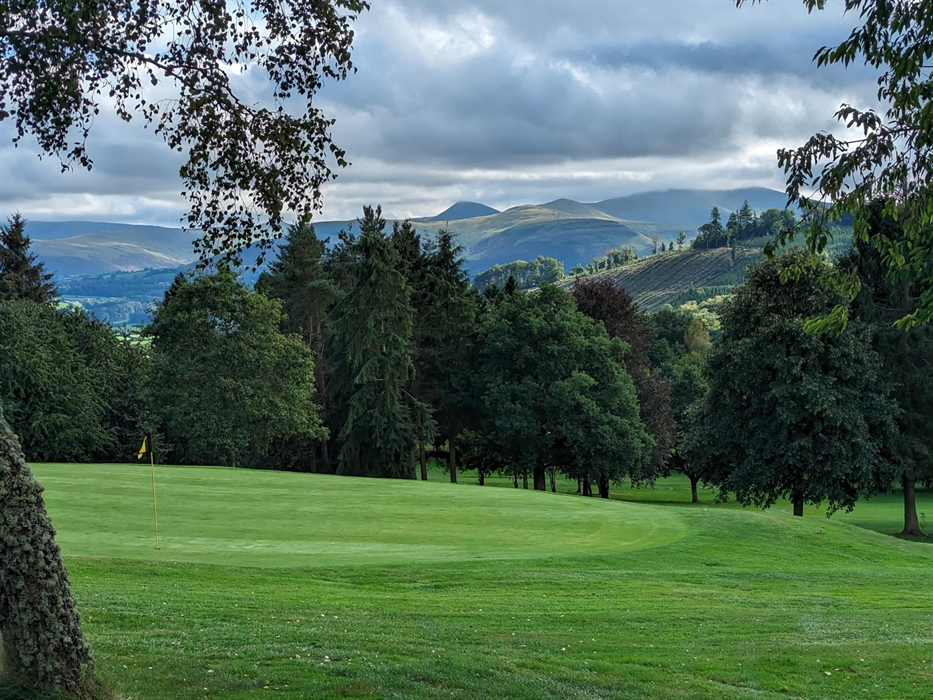 Aberyscir Coach House has Cradoc golf club really close and 10% greens fee discount for my guests.