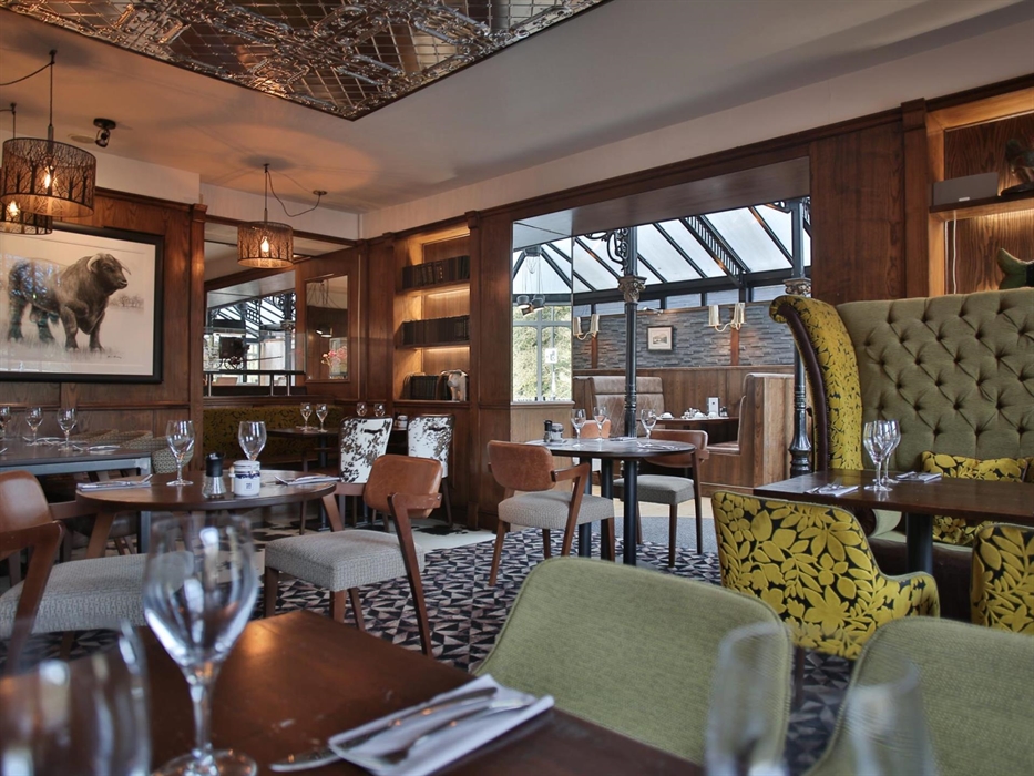 from breakfast til late the Grill Room menus are written featuring local, fresh & seasonal produce