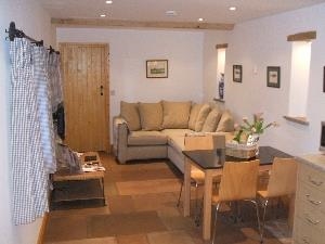 Fishermans Rest Lounge