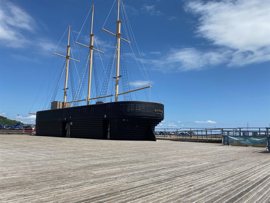 Coastal Schooner - Saundersfoot Harbour